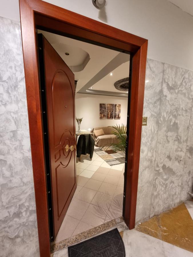 Arman Group Apartment Athens Ngoại thất bức ảnh